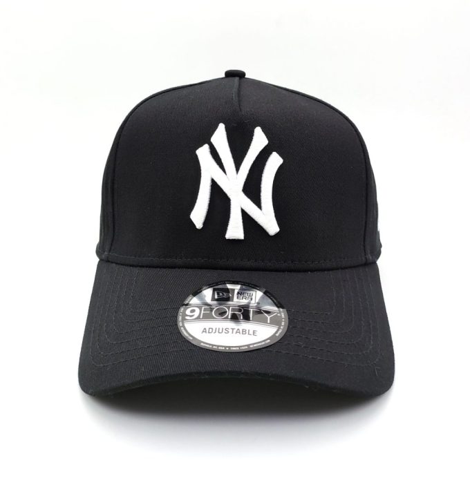 Yankees Hat Black NEW ERA - Image 2
