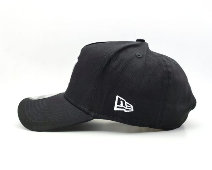 Yankees Hat Black NEW ERA - Image 3